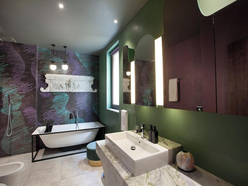 Room12 image