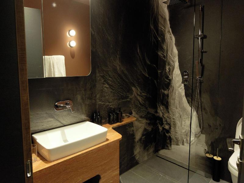 Room12 image
