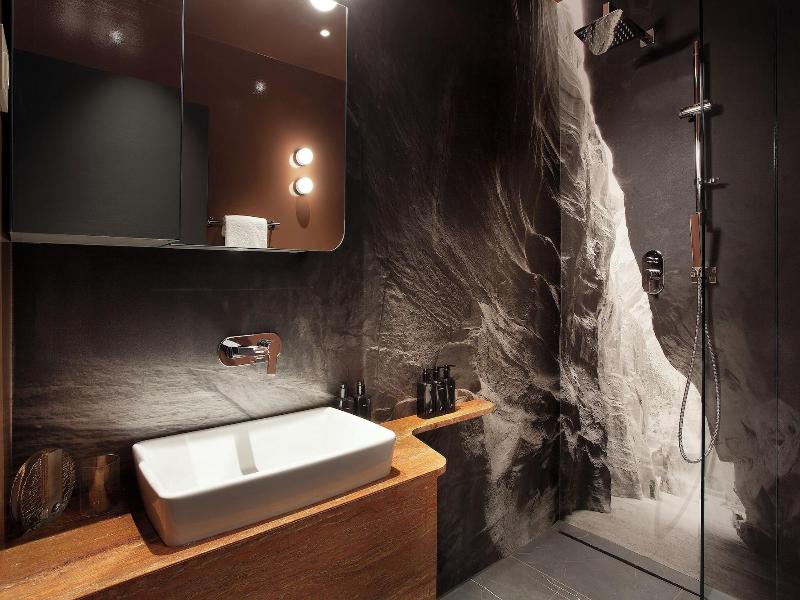 Room12 image