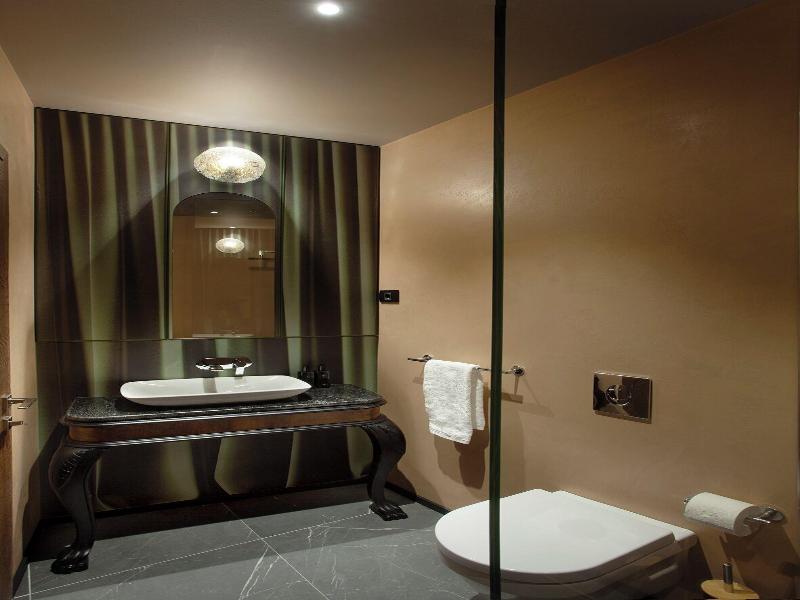 Room12 image