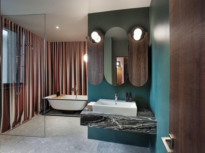 Room12 image