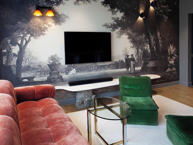 Room12 image
