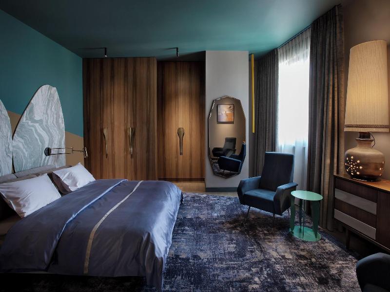 Room12 image