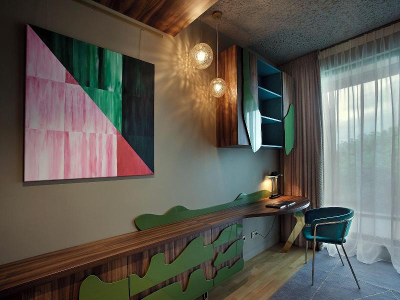 Room12 image