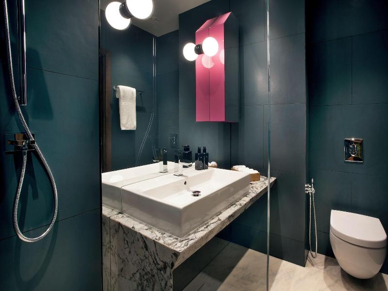 Room12 image