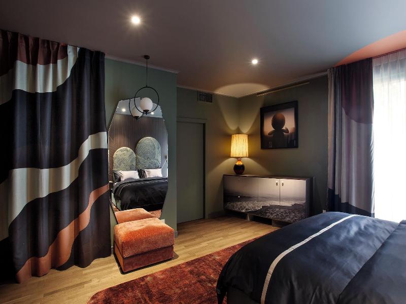 Room12 image