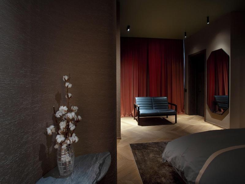Room12 image