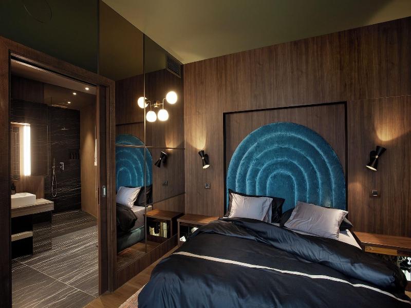 Room12 image