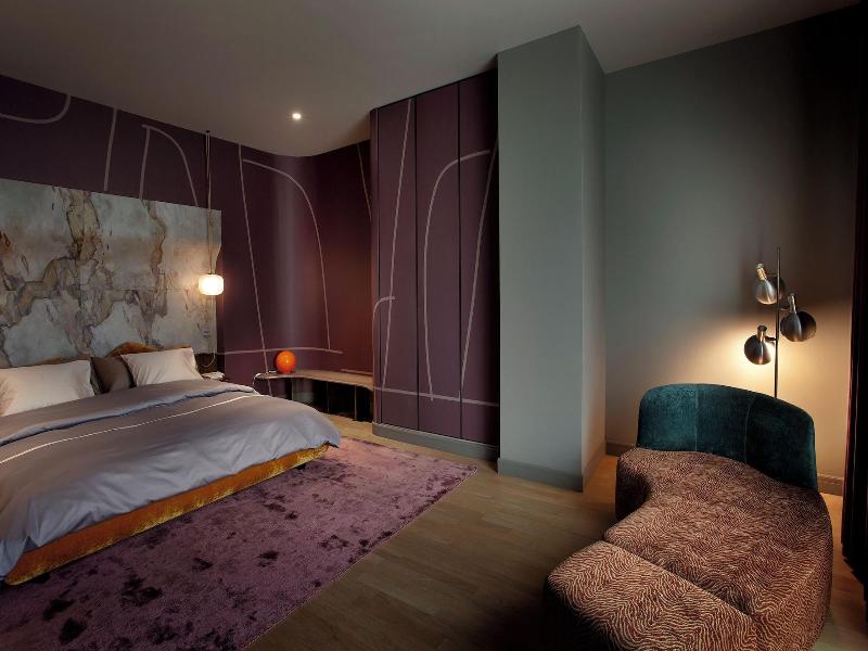 Room12 image