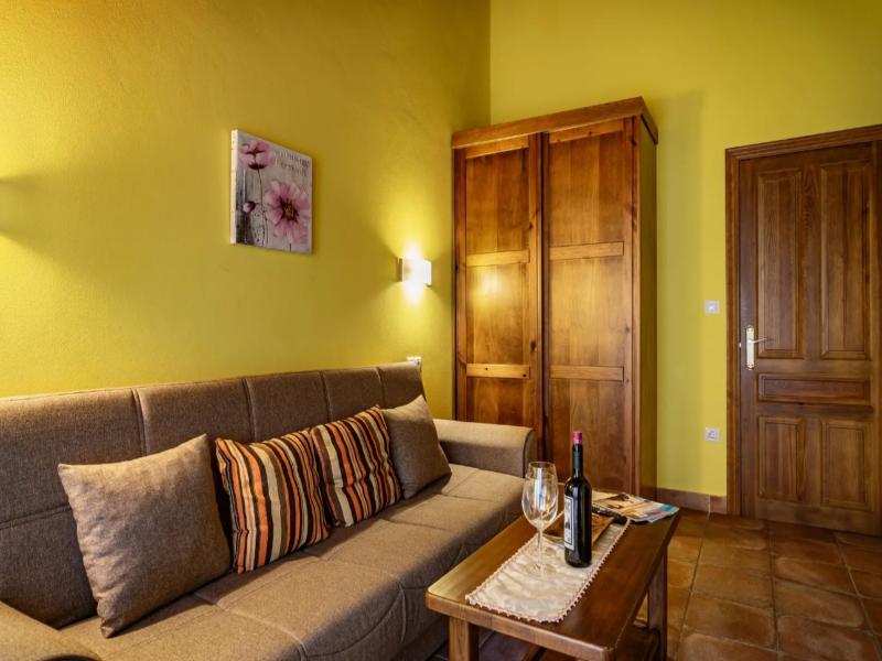 Apartamentos Rurales La Viña image