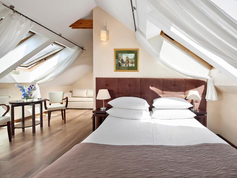 Hotel Bonum image