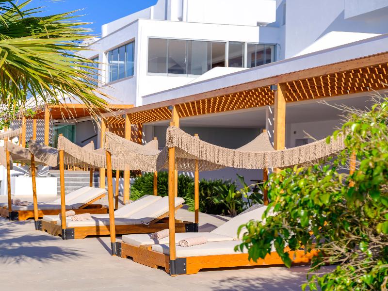 Safrani Suites
