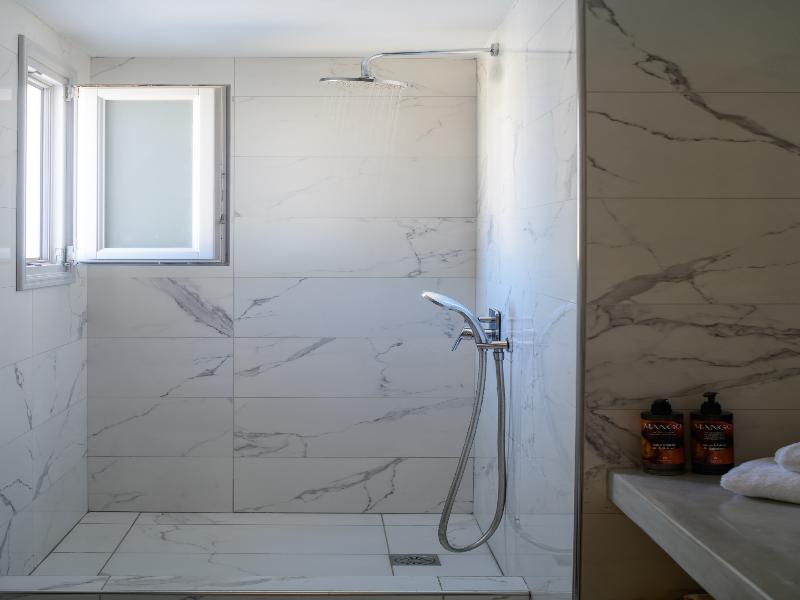 Safrani Suites image