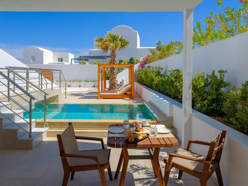 SUITE TWO BEDROOMS WITH PRIVATE POOL — photo 17