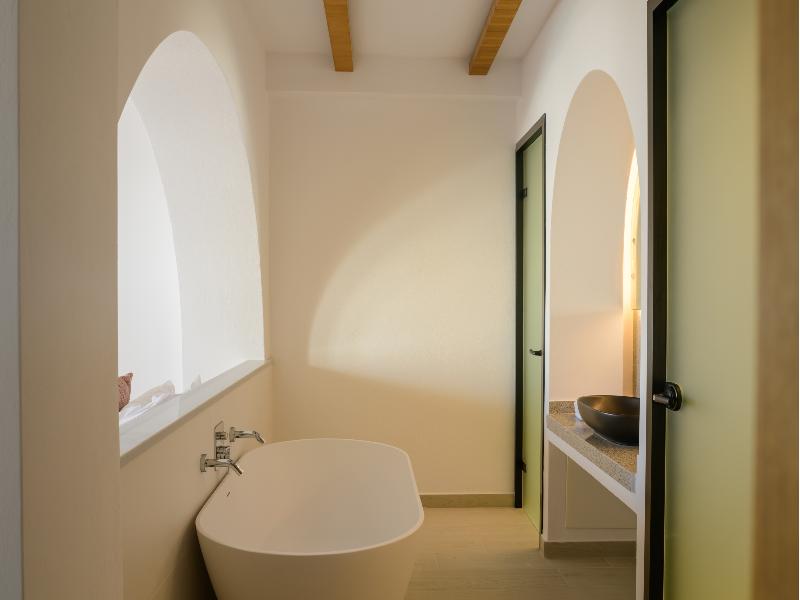 SUITE TWO BEDROOMS WITH PRIVATE POOL