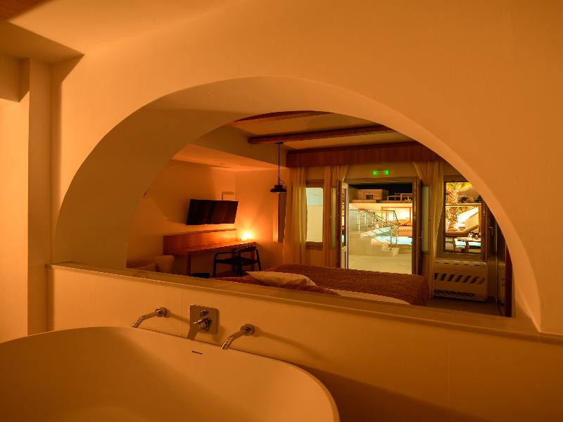 SUITE TWO BEDROOMS WITH PRIVATE POOL — photo 21