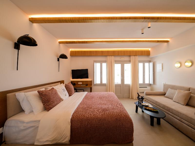 SUITE TWO BEDROOMS WITH PRIVATE POOL — photo 50