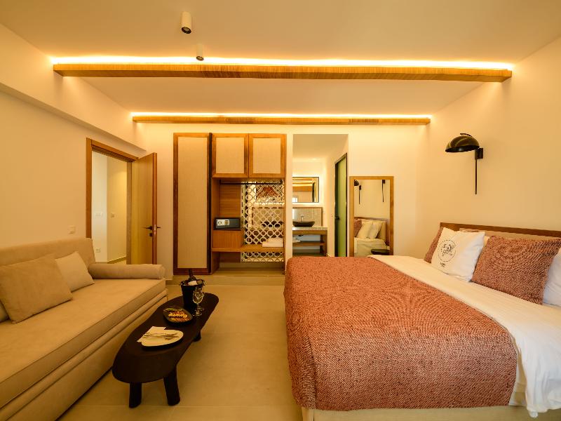 SUITE TWO BEDROOMS WITH PRIVATE POOL — photo 38