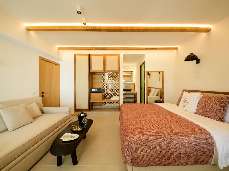 SUITE TWO BEDROOMS WITH PRIVATE POOL — photo 36