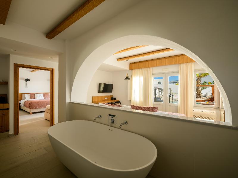 SUITE TWO BEDROOMS WITH PRIVATE POOL — photo 29