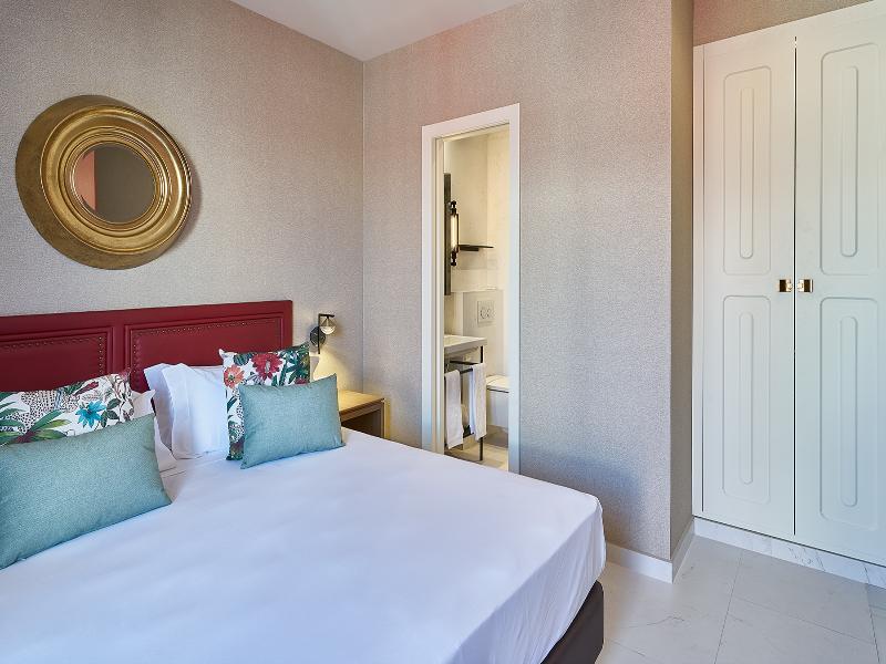 Vincci Molviedro Suites Apartments image