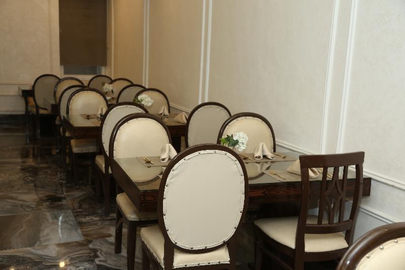 Sandy Palace Hotel Amman image