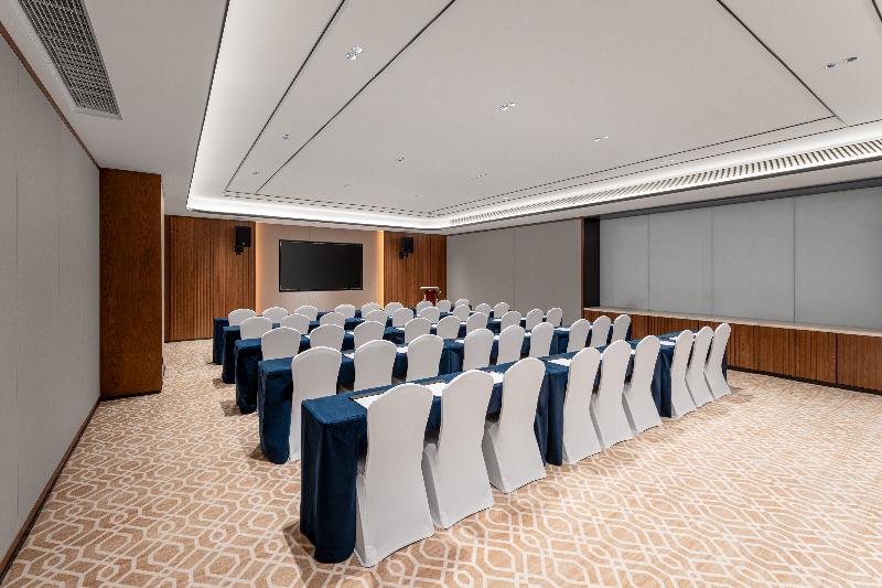 Hilton Garden Inn Shanghai Changxing Island image