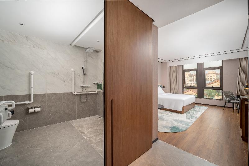Hilton Garden Inn Shanghai Changxing Island image