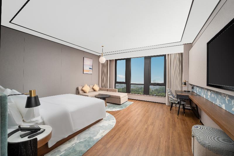 Hilton Garden Inn Shanghai Changxing Island image