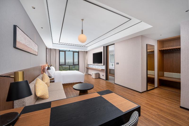 Hilton Garden Inn Shanghai Changxing Island image