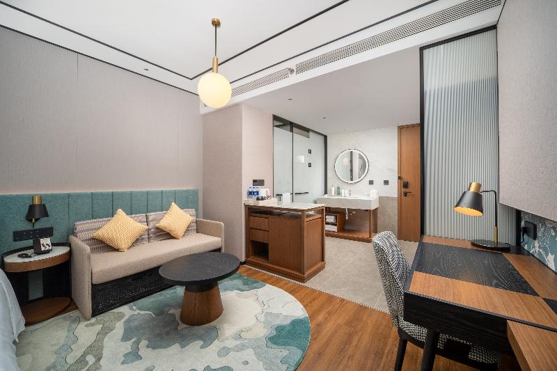 Hilton Garden Inn Shanghai Changxing Island image