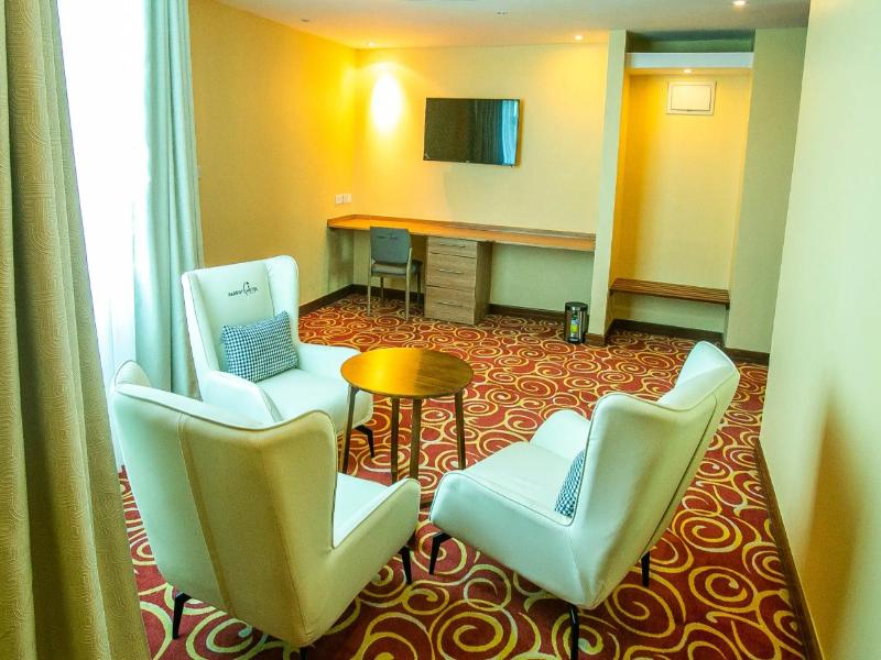 Parrot Hotel Arusha image