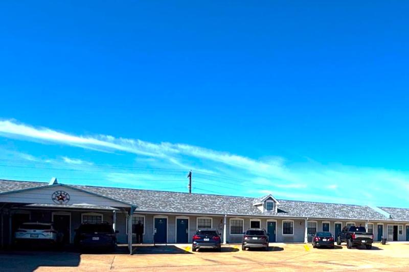 Victorian Inn By OYO Whitesboro US Hwy 82 image