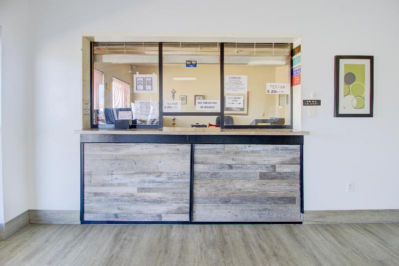 OYO Malden Airport Inn image