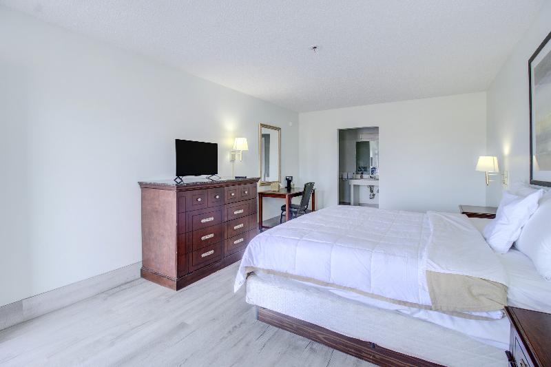 OYO Malden Airport Inn image