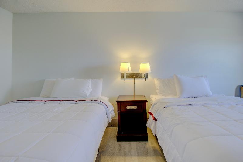 OYO Malden Airport Inn image 7