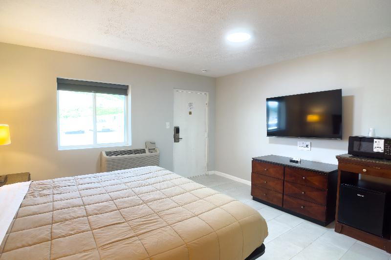 Imperial Inn Tazwell image