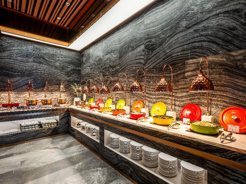 Holiday Inn Express Beijing Huacai image