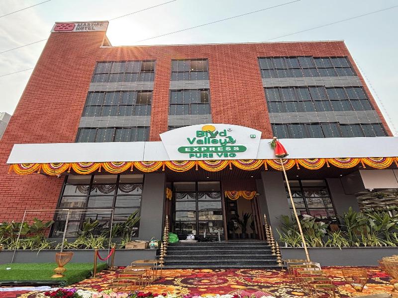 Mastiff Hotel Hinjawadi Pune by OTHPL image