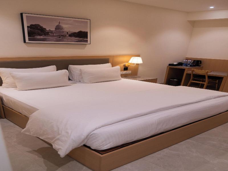 Mastiff Hotel Hinjawadi Pune by OTHPL image