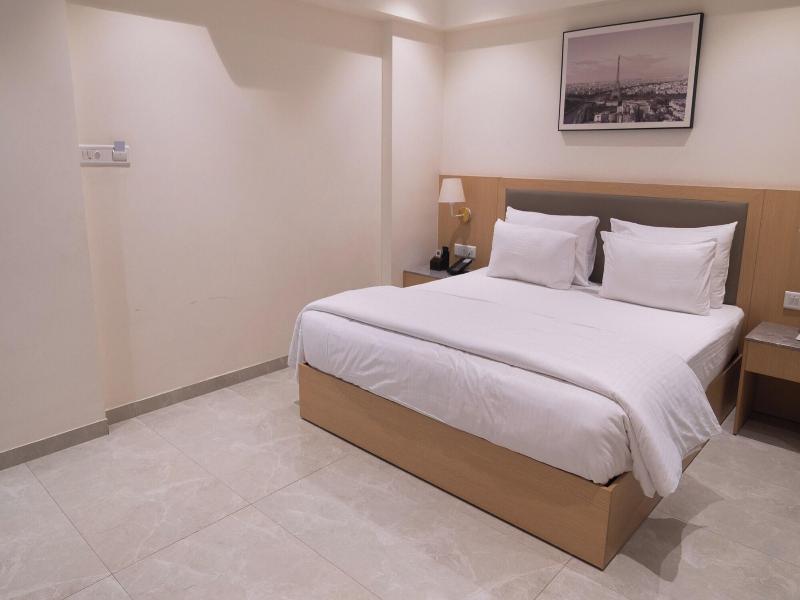 Mastiff Hotel Hinjawadi Pune by OTHPL image