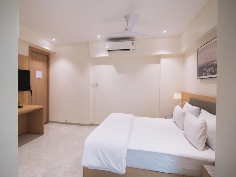 Mastiff Hotel Hinjawadi Pune by OTHPL image