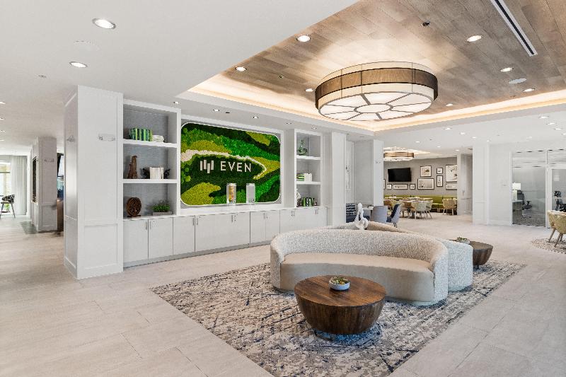 Even Austin Uptown Near The Domain - Image 1