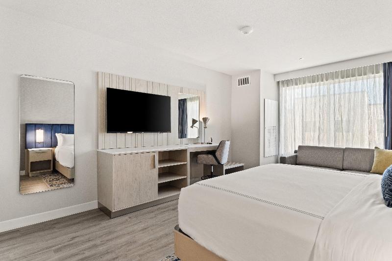 Even Austin Uptown Near The Domain - Image 8