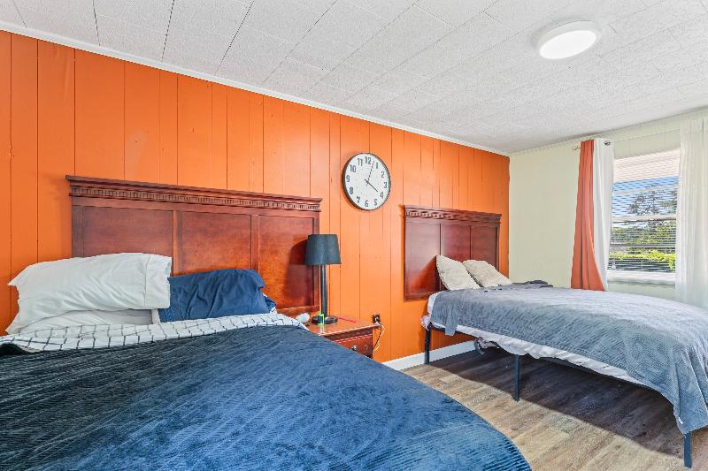 Chesterfield Hotel by OYO Hwy 9 image