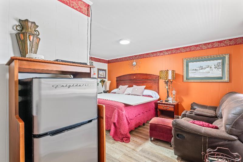 Chesterfield Hotel by OYO Hwy 9 image