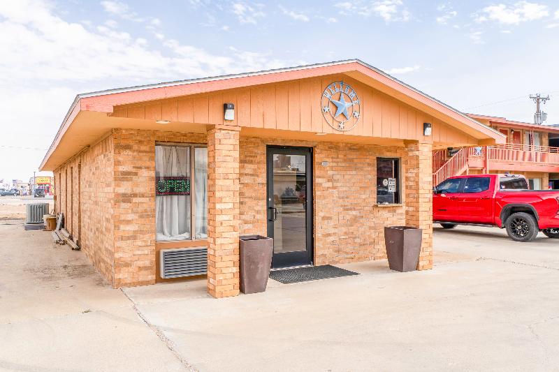Crown Inn By OYO Denver Tx image