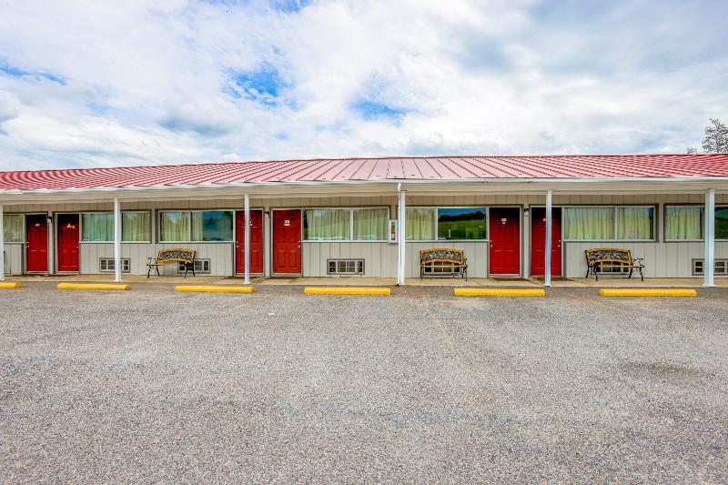 Budget Inn By OYO Natural Bridge I-81 image