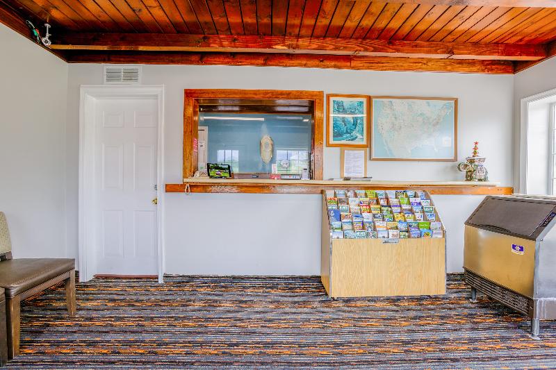 Budget Inn By OYO Natural Bridge I-81 image