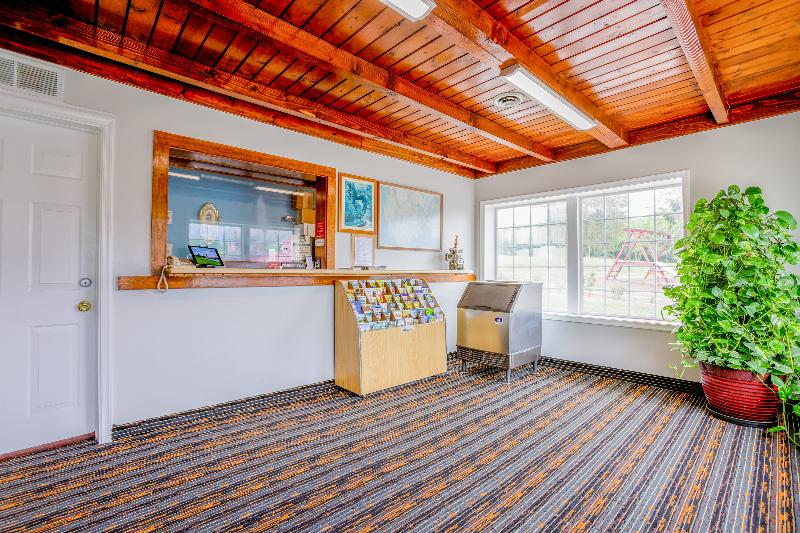 Budget Inn By OYO Natural Bridge I-81 image